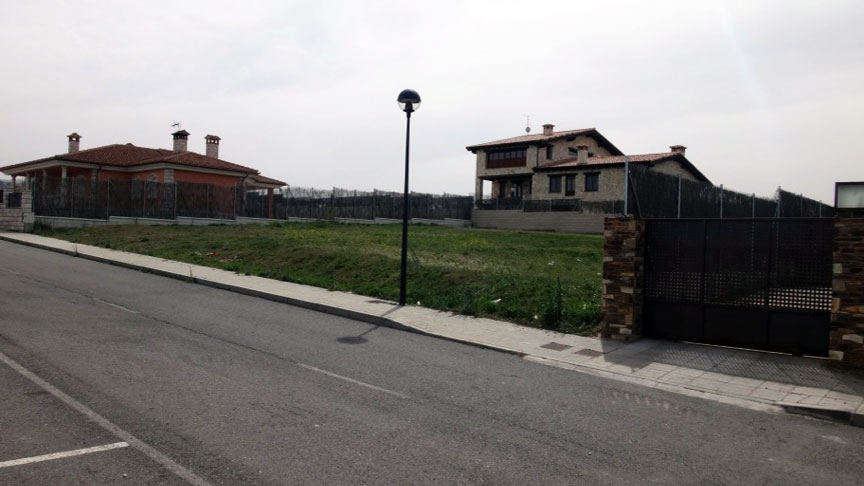 Serviced plots on the edge of Segovia